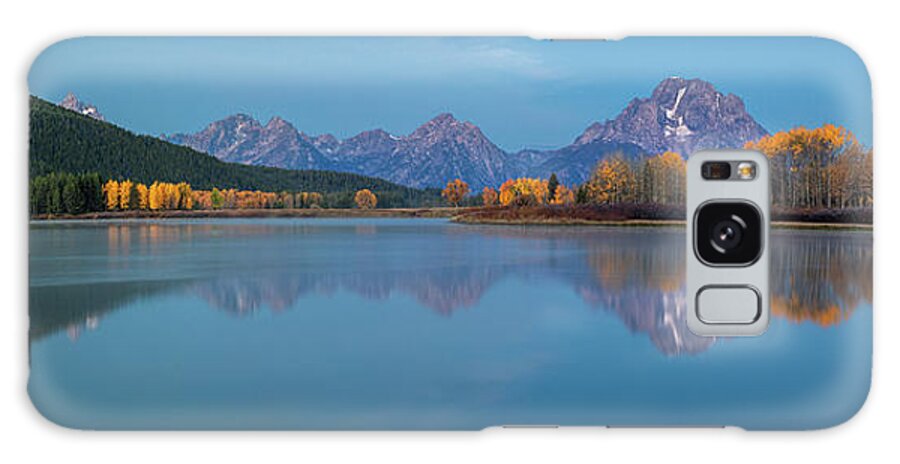 200-400mm 5dsr Galaxy Case featuring the photograph Oxbow Bend by Edgars Erglis