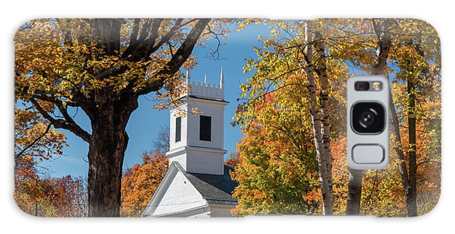 Fall Galaxy Case featuring the photograph Peru Congregational Church - Vermont by Jatin Thakkar