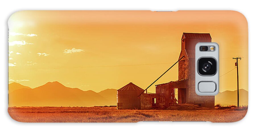 Grain Elevator Galaxy Case featuring the photograph Stanford Sunset by Todd Klassy