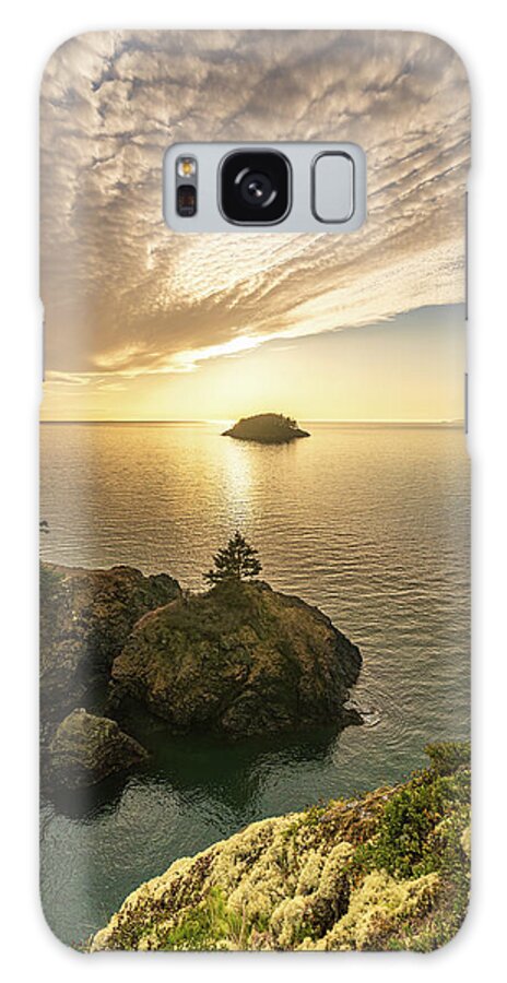Sunset Galaxy Case featuring the photograph Sunset above Deception Isl. by Gary Skiff