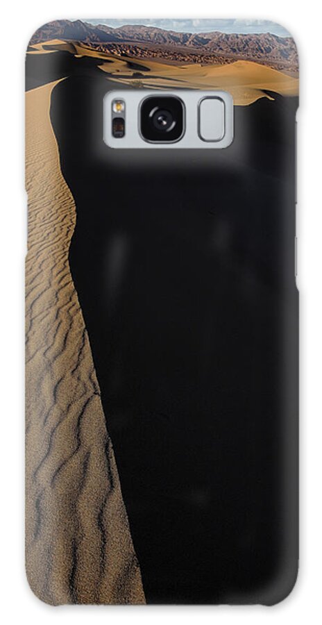 Sand Dunes Galaxy Case featuring the photograph The Edge Of The Dunes by Garry Gay