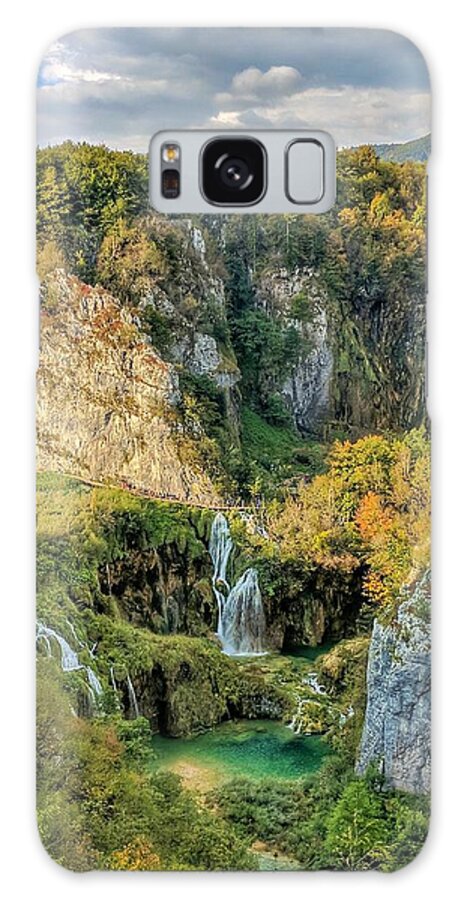 Plitvice Lakes Galaxy S8 Case featuring the photograph Veliki Slap Waterfall 2 by Yvonne Jasinski