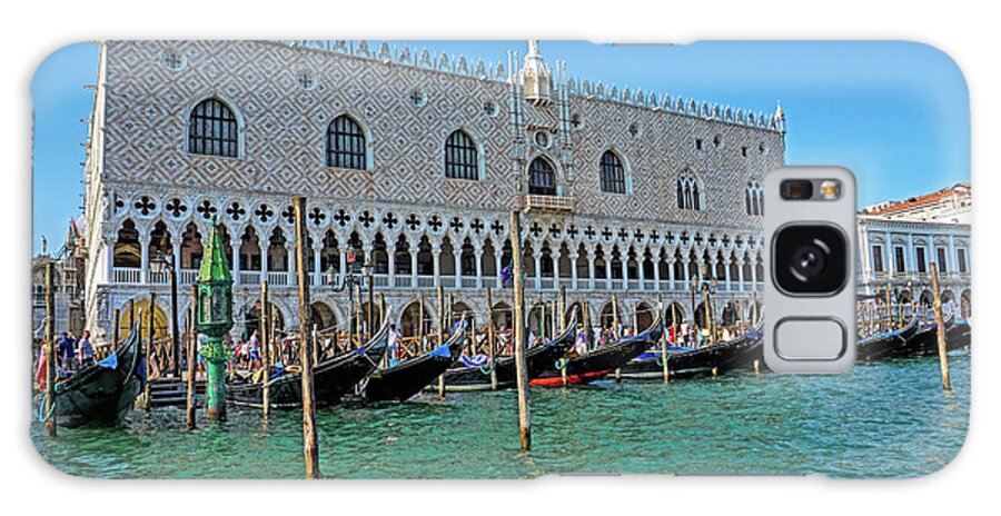 Gondola Galaxy Case featuring the photograph Venice - Gondolas by Yvonne Jasinski