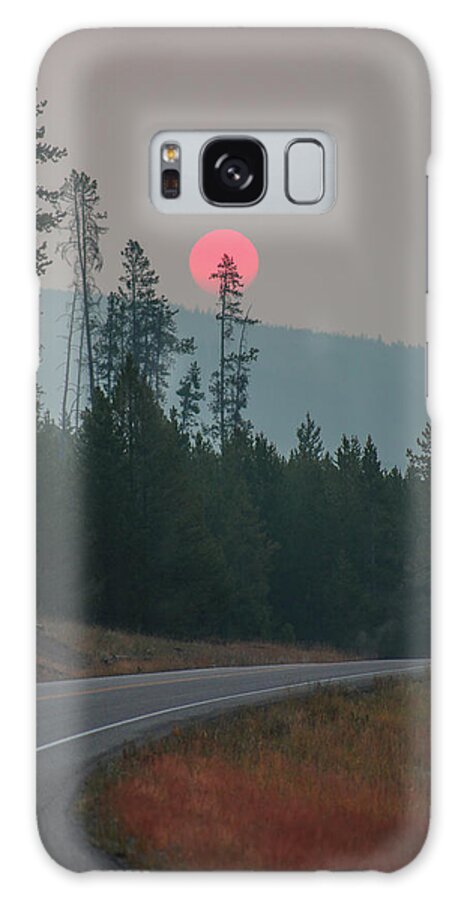 Mountain Galaxy Case featuring the photograph Yellowstone Pink Sunrise by Go and Flow Photos