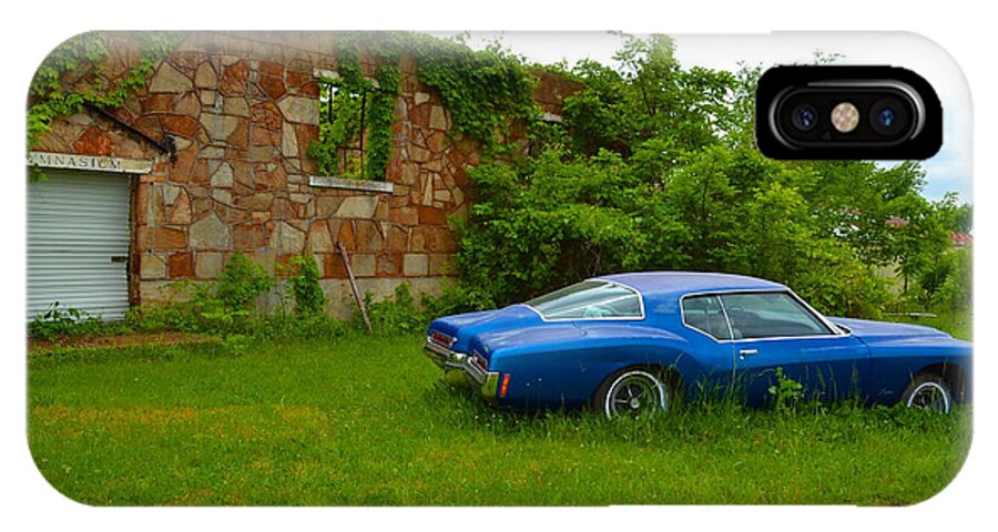 Route 66 iPhone X Case featuring the photograph Abandoned Gym and Car by Cat Rondeau