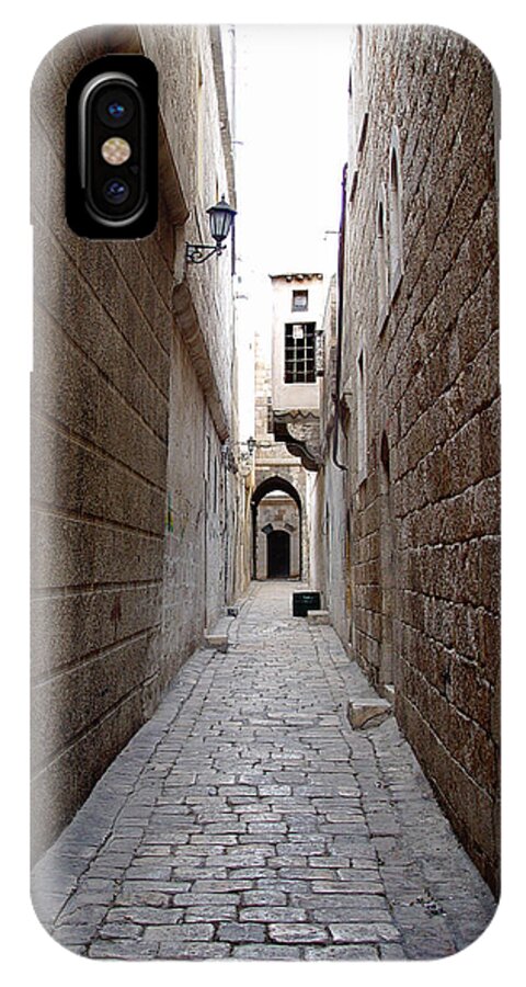 Aleppo iPhone X Case featuring the photograph Aleppo Alleyway02 by Mamoun Sakkal