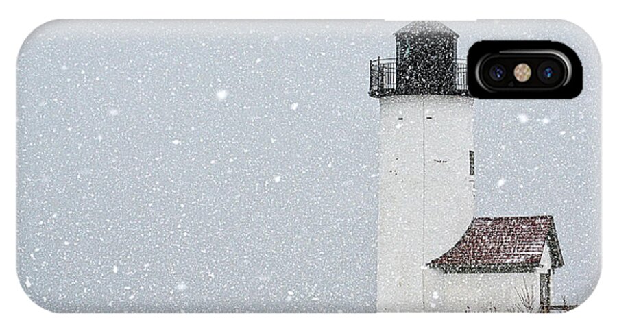 Annisquam Lighthouse iPhone X Case featuring the photograph Annisquam Light-Snow Storm 2 by Michael Hubley