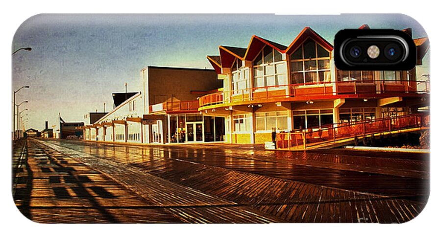 Asbury Park iPhone X Case featuring the photograph Asbury in the Morning by Debra Fedchin