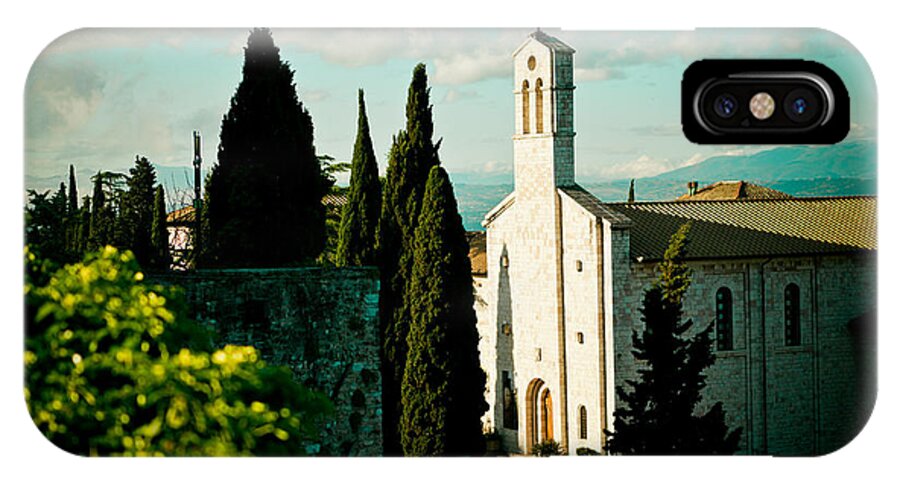 Places iPhone X Case featuring the photograph Basilica in Assisi by Raimond Klavins