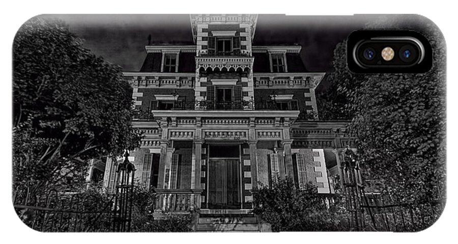 Mansion iPhone X Case featuring the photograph Bloom mansion by Jeff Niederstadt