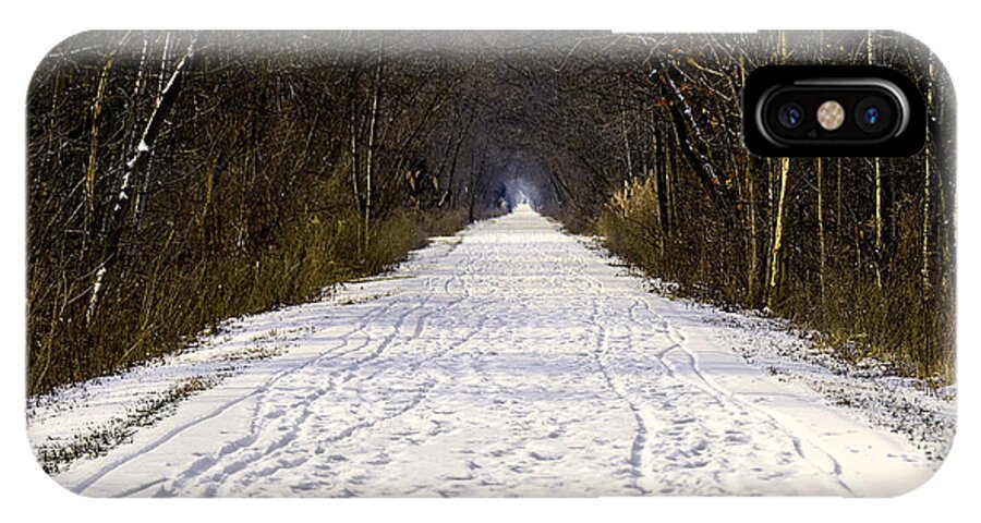 Usa iPhone X Case featuring the photograph Fog on the Winter Macomb Orchard Trail by LeeAnn McLaneGoetz McLaneGoetzStudioLLCcom