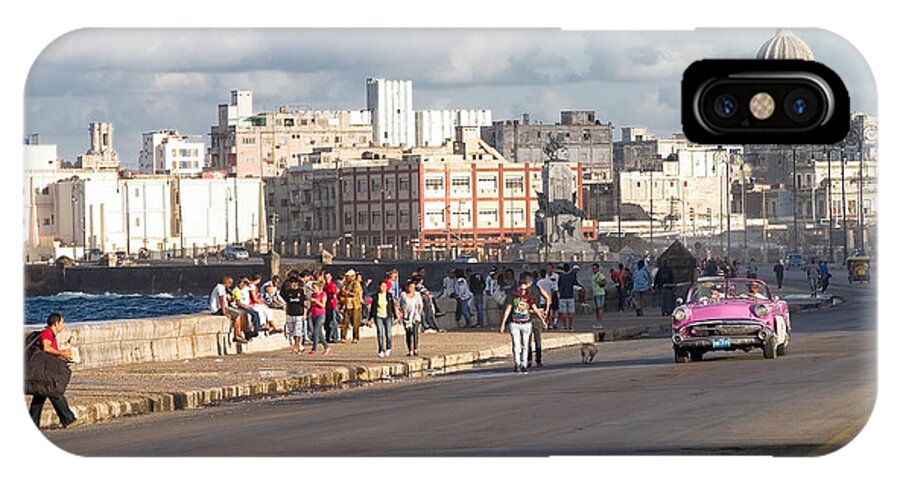Havannna iPhone X Case featuring the photograph Havanna - Malecon by Juergen Klust