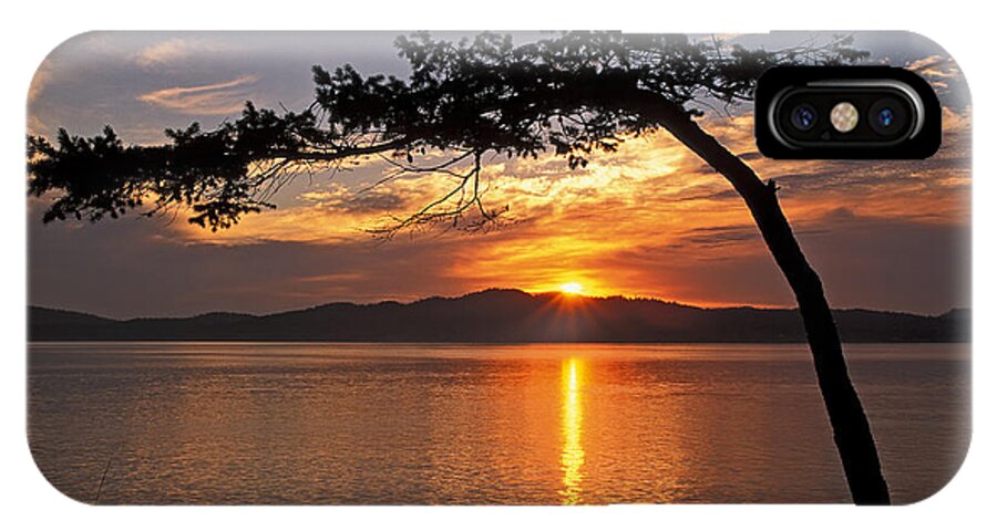 Sunrise iPhone X Case featuring the photograph Island Sunrise by Inge Riis McDonald