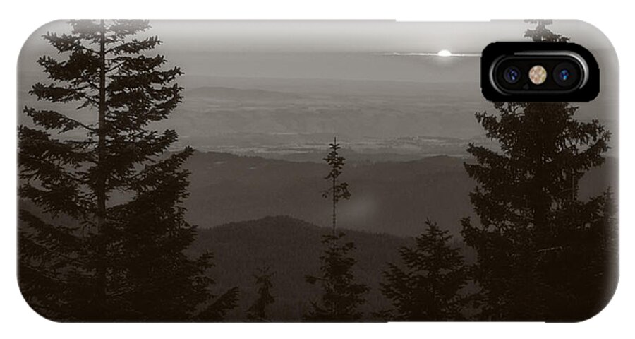 Lookout Butte iPhone X Case featuring the photograph Lookout Butte Sunset by Niels Nielsen