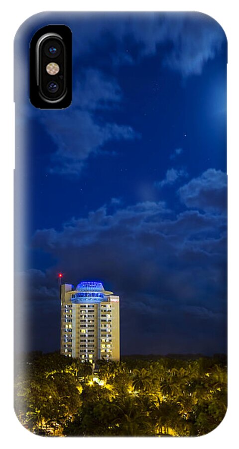 Ft. Lauderdale iPhone X Case featuring the photograph Moon Over Ft. Lauderdale by Mark Andrew Thomas