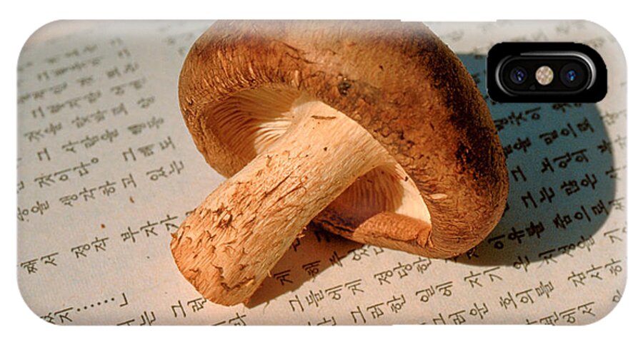 Mushrooms iPhone X Case featuring the photograph Mushroom by Matthew Pace