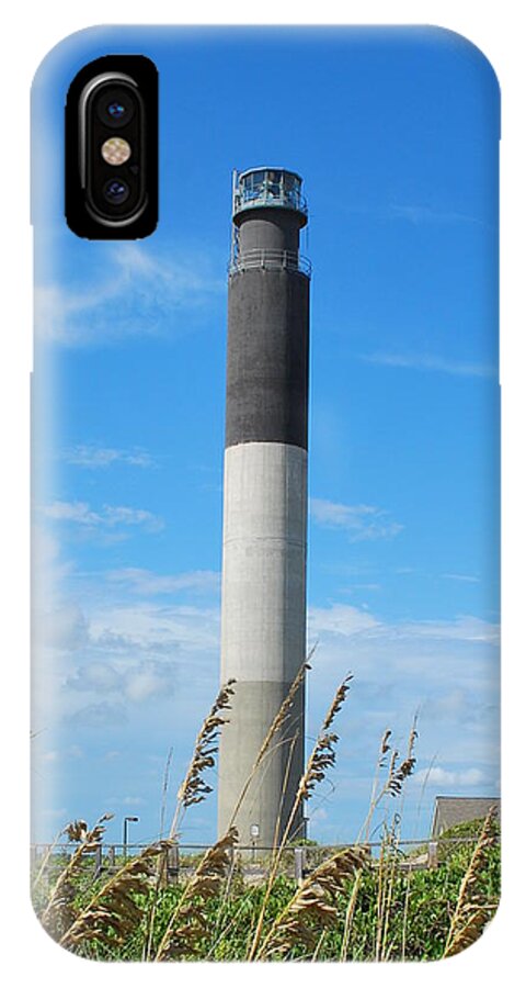 Oak Island iPhone X Case featuring the photograph Oak Island Lighthouse by Bob Sample
