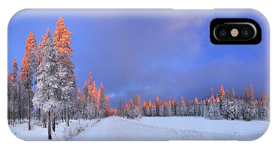 Sunset iPhone X Case featuring the photograph Other Side of a Winter Sunset by David Andersen