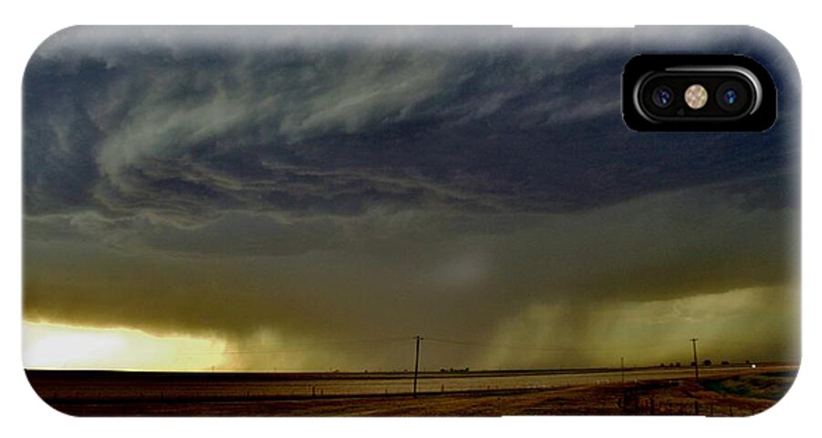 Weather iPhone X Case featuring the photograph Perryton Supercell by Ed Sweeney