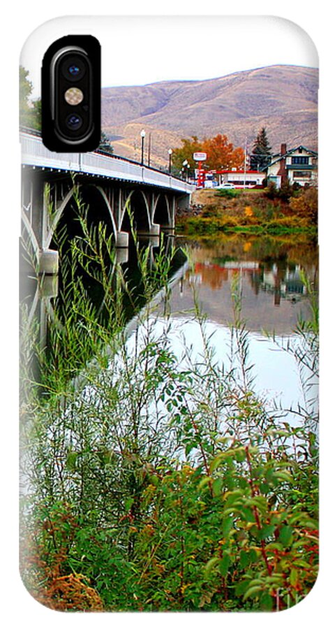Prosser iPhone X Case featuring the photograph Prosser - Autumn Bridge over the Yakima River by Carol Groenen