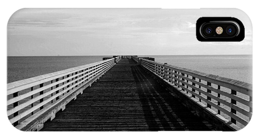 San Simeon California Pier Ocean iPhone X Case featuring the photograph San Simeon Pier by William Kimble