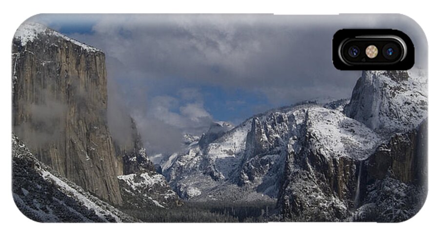Snow iPhone X Case featuring the photograph Snow Kissed Valley by Bill Gallagher