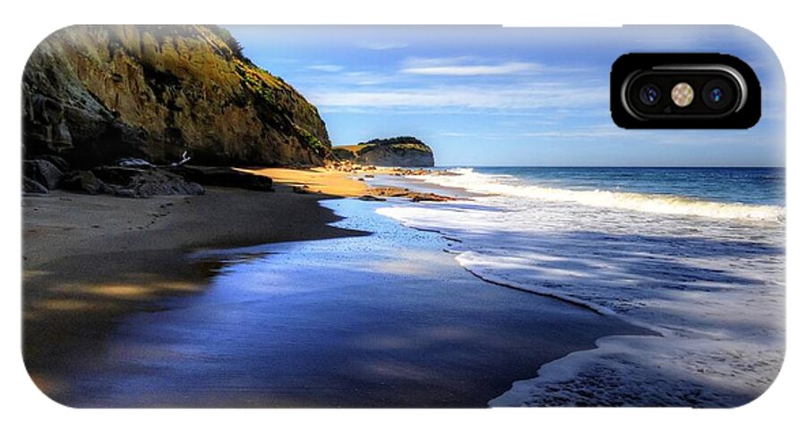 New Zealand iPhone X Case featuring the photograph South Pacific Shores by Peter Mooyman