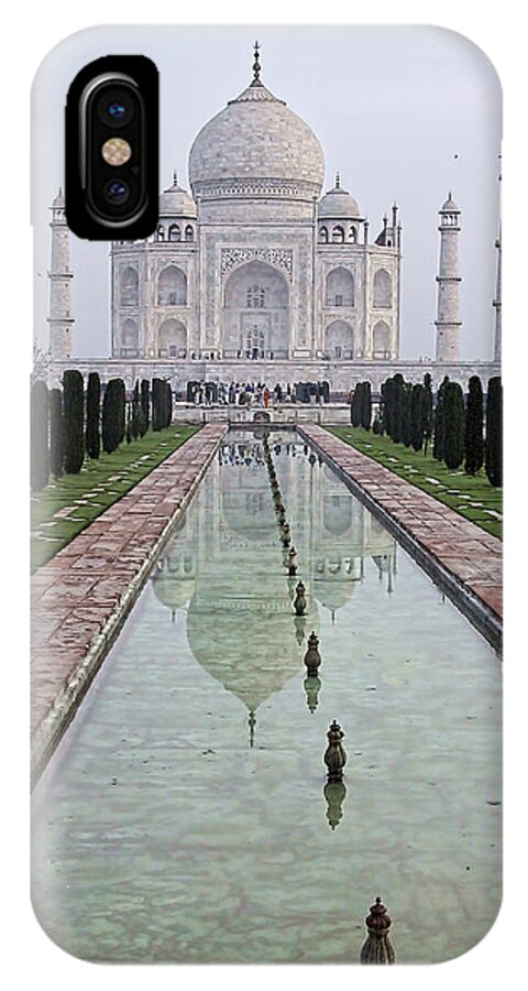 India iPhone X Case featuring the photograph Taj Mahal Early Morning by John Hansen
