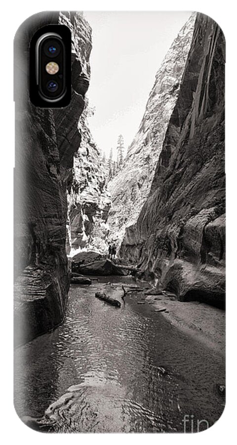 Fine Art iPhone X Case featuring the photograph The Narrows III by Angelique Olin