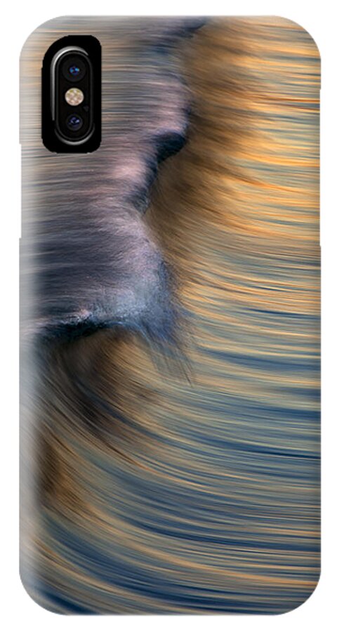 Orias iPhone X Case featuring the photograph Vertical Wave MG0420 by David Orias