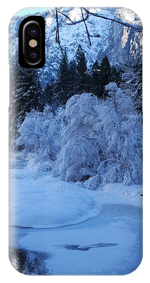Snow iPhone X Case featuring the photograph Winter Wonderland 1 by Richard Hinger