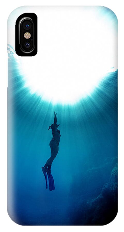 Freediver iPhone X Case featuring the photograph The Freediver by Rico Besserdich