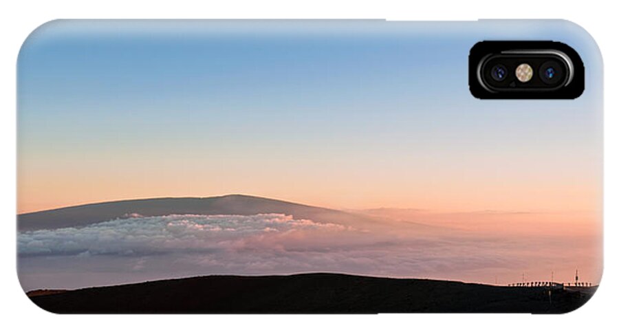Mauna Loa iPhone X Case featuring the photograph Mauna Loa Sunset by Jason Chu
