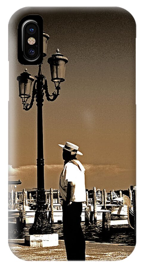 Venice iPhone X Case featuring the photograph Molto Romantico by La Dolce Vita