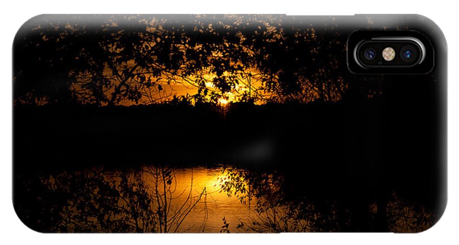 Sun Set iPhone X Case featuring the photograph Scary Sunset by Ed Peterson