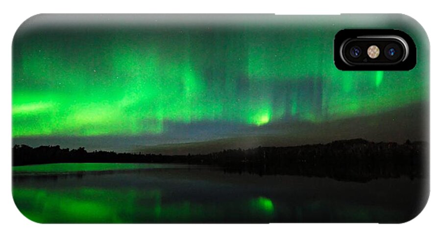 Tofte Lake iPhone X Case featuring the photograph Tofte Lake Aurora by Larry Ricker