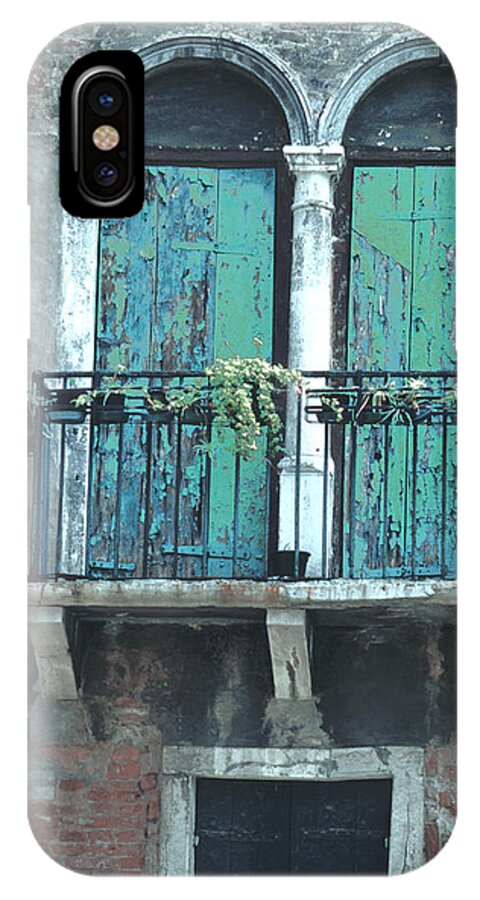 Venice iPhone X Case featuring the photograph Weathered Venice Porch by Tom Wurl