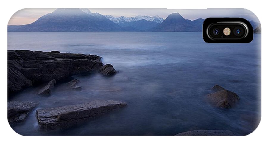 Elgol iPhone X Case featuring the photograph A Gentle Sunset at Elgol by Stephen Taylor