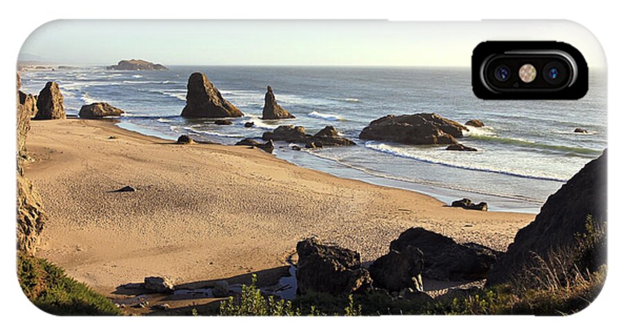 Bandon Oregon Beaches iPhone X Case featuring the photograph Bandon Beachfront by Athena Mckinzie