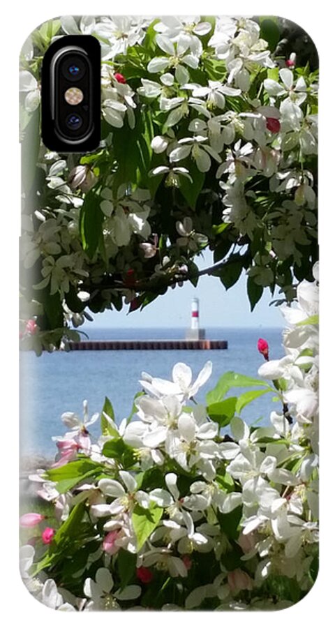 Petoskey iPhone X Case featuring the photograph Blossoms by Wendy Shoults