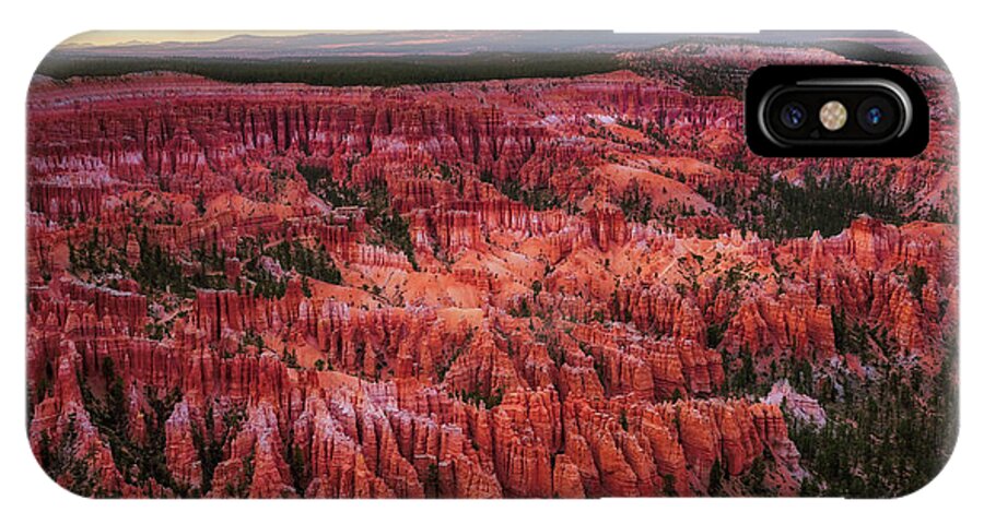 Af Zoom 24-70mm F/2.8g iPhone X Case featuring the photograph Bryce Canyon in the Glow of Sunset by John Hight