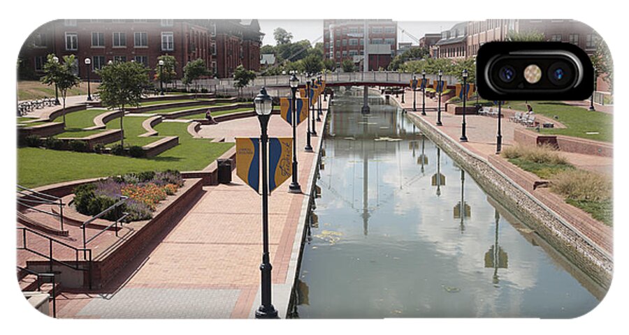 Carroll Creek iPhone X Case featuring the photograph Carroll Creek Park in Frederick Maryland by William Kuta
