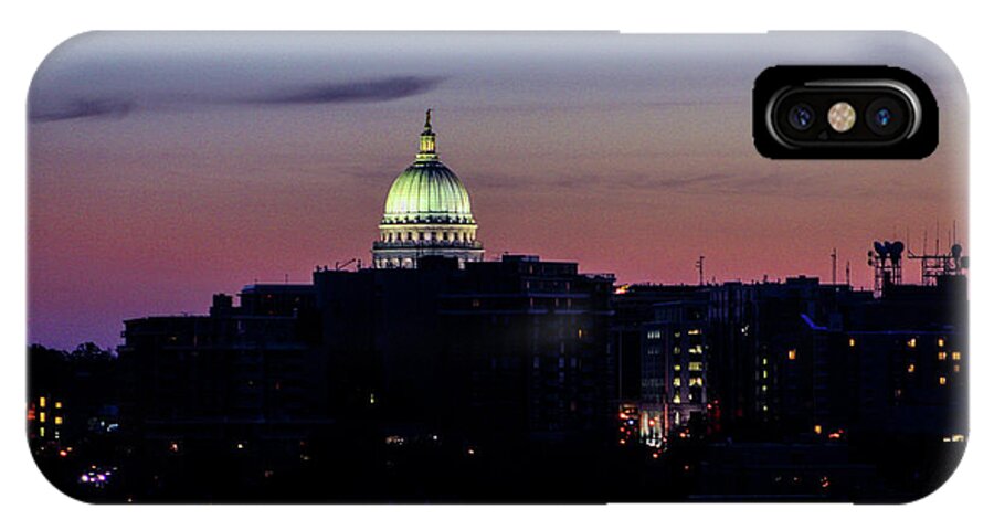 Daybreak iPhone X Case featuring the photograph Daybreak in Madison WI by Tommy Anderson