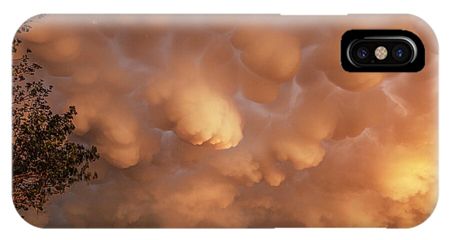 Weather iPhone X Case featuring the photograph Dimmit Storm Mammatus by Scott Cordell