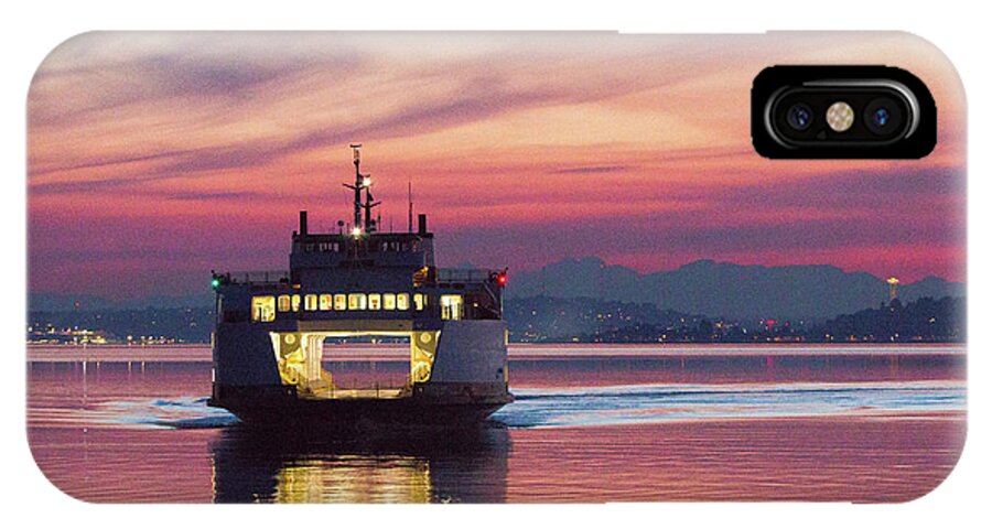 Sunrise iPhone X Case featuring the photograph Ferry Issaquah Docking at Dawn by E Faithe Lester