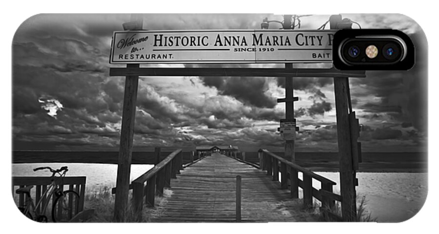 Historic Anna Maria City Pier iPhone X Case featuring the photograph Historic Anna Maria City Pier 9177436 by Rolf Bertram