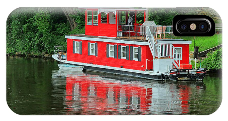 Boat iPhone X Case featuring the photograph Houseboat on the Mississippi River by Teresa Zieba