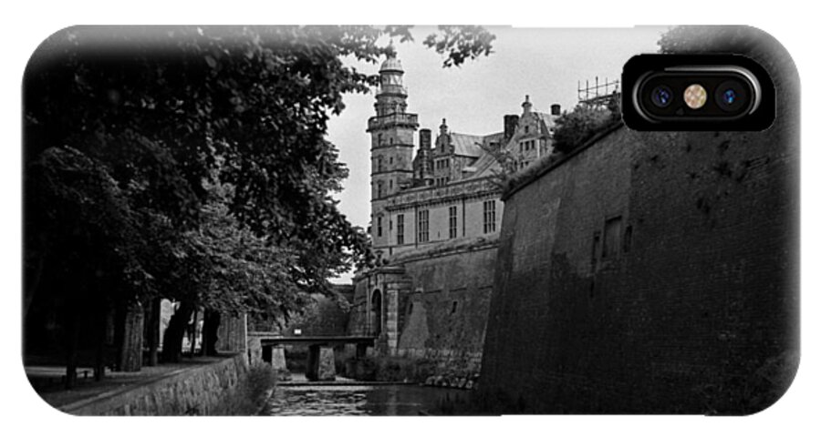  Hamlets Castle iPhone X Case featuring the photograph Kronborg Castle is Hamlets Castle by Lee Santa