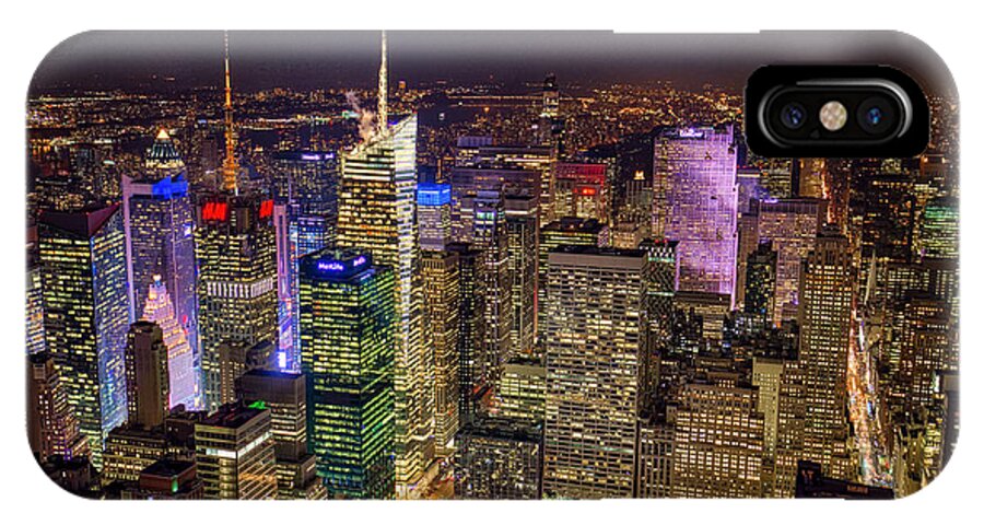Hdr iPhone X Case featuring the photograph Manhattan by Ross Henton