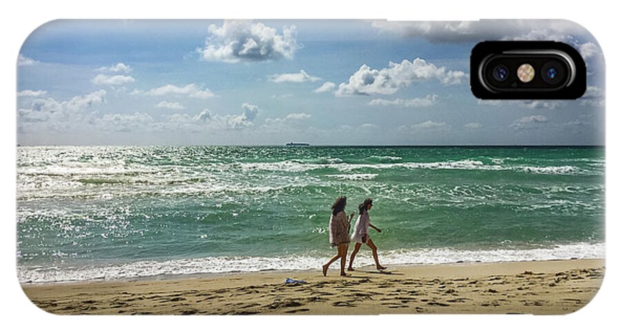 Fjm Multimedia iPhone X Case featuring the photograph Miami Beach by Frank Mari